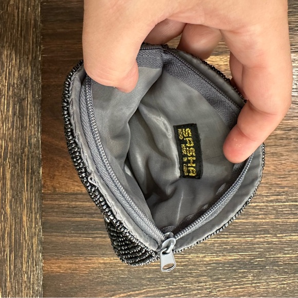 Beaded round silver gray small purse pouch makeup travel bag - Picture 5 of 9